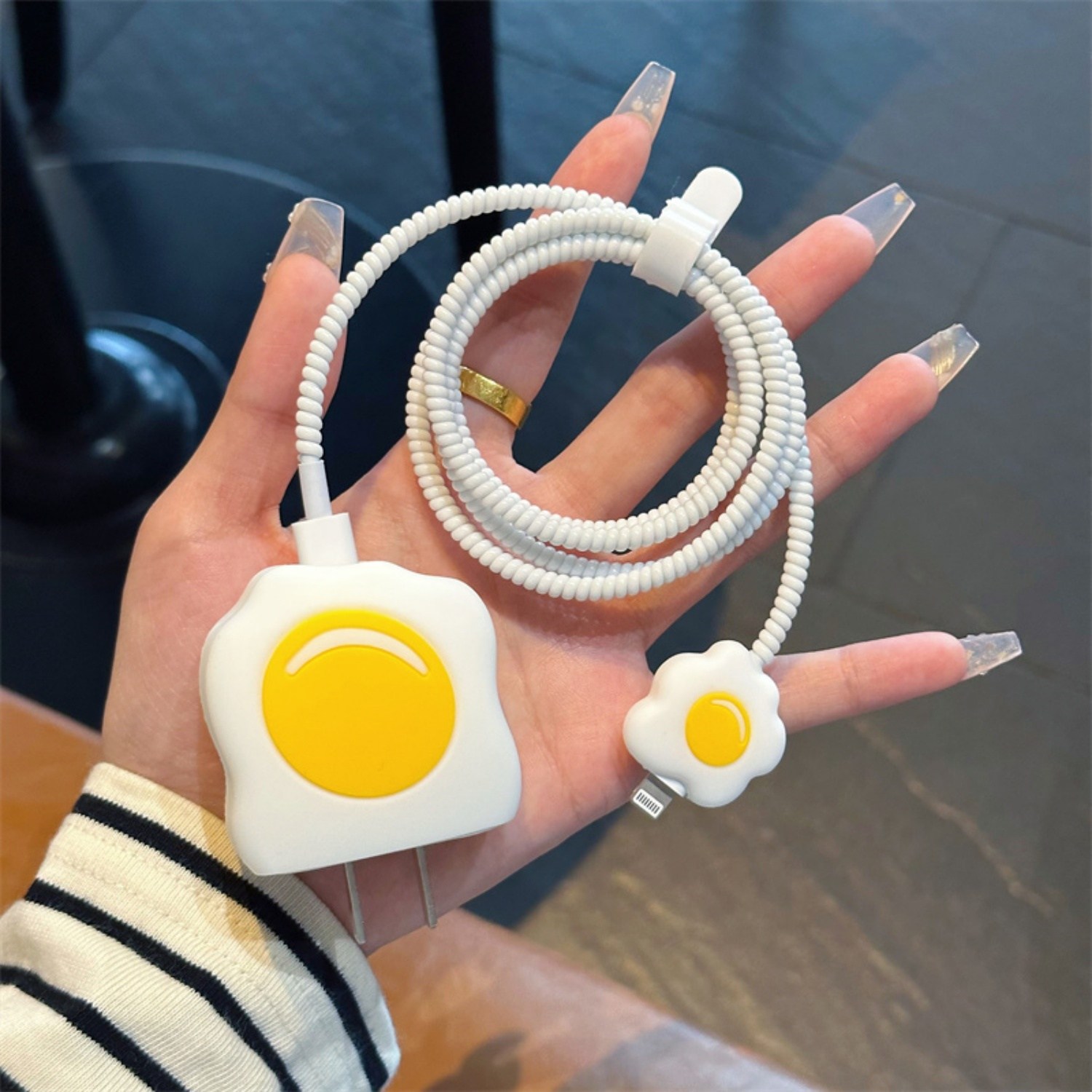 애플전용 충전기 케이블 꾸미기 귀여운 캐릭터 단선방지 충전케이블 보호캡XCDQZS, 1개, 화이트2 21,500원