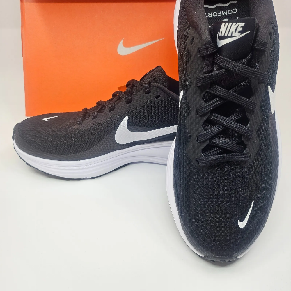 나이키 레볼루션8 운동화 남성 여성 런닝화 러닝화 (포이덤 신발끈 증정) 69,000원