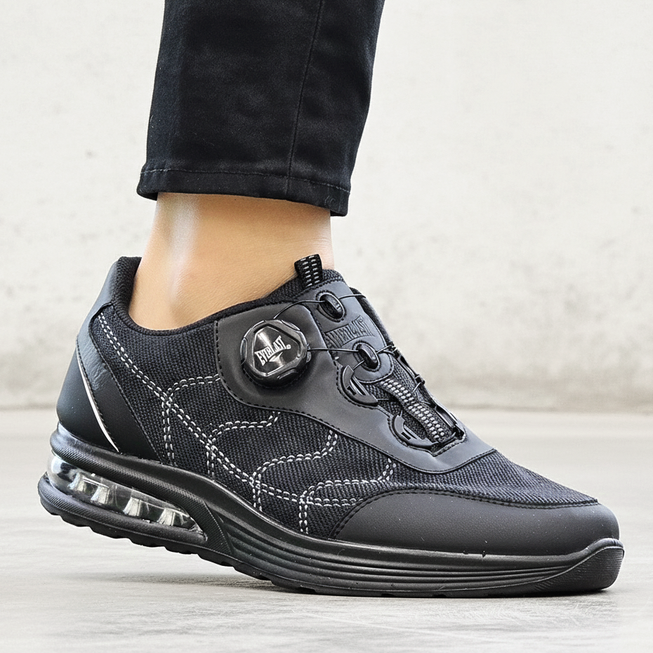 에버라스트 경량 다이얼 운동화 남자 발편한 에어 쿠션 스포츠 니트 워킹화 헬스화 사계절 신발 런닝화 헬스장 트레일 슈즈 49,800원