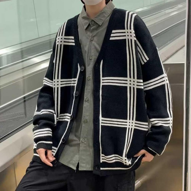 주말 외출 간절기 가을 체크 가디건 남자 친구 코디 남성니트가디건 49,370원