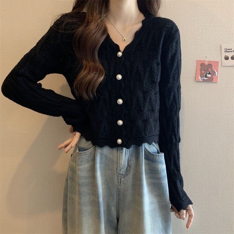 녕동 여성 니트 가디건 봄가을 브이넥 얇은 루즈핏 진주 단추 펀칭 긴팔 가디건 25,600원
