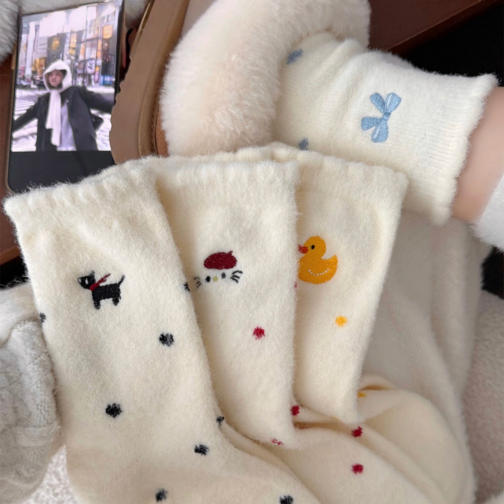 Banjiwu 여성 양말 귀여운 겨울 수면 양말 수면 양말 임산부 무압박 중목 양말 장목 양말 중목 양말 여성 발열 양말 방한 용품 다리 워머 4족 세트 24,990원