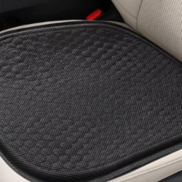 르노아 여름필수 즉시착석 차량용 통풍시트 쿨방석 1+1, 2개, 블랙 30,000원