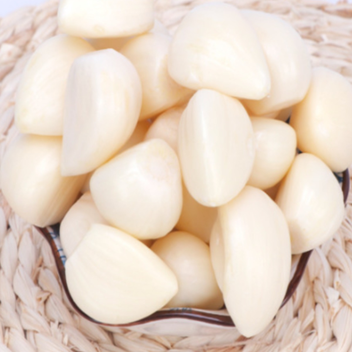 마시존 25년산 햇마늘 국내산 꼭지제거 깐마늘 대 1KG 12,650원