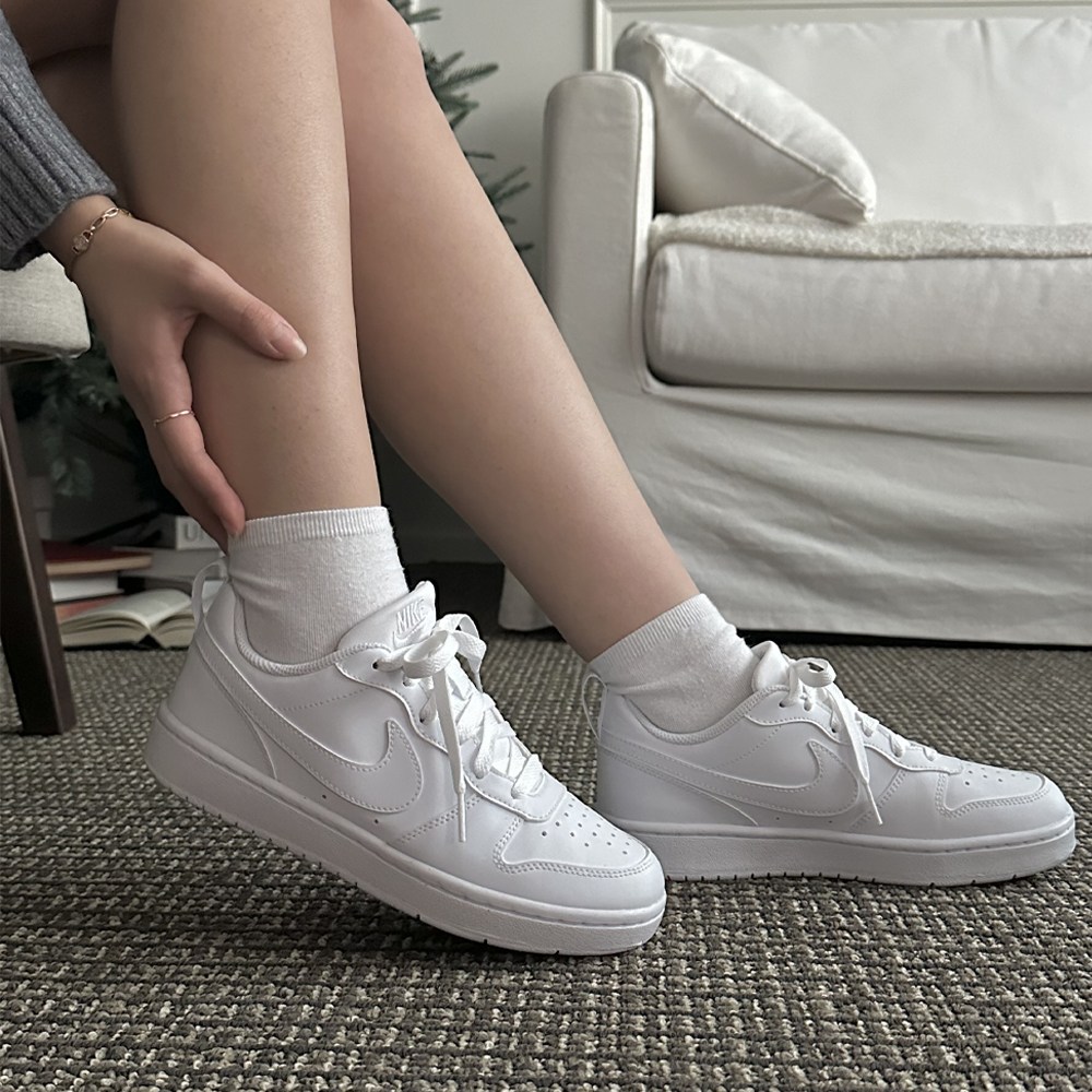 국내매장판 나이키 주니어 운동화 코트 버로우 로우 2 화이트 패션화 우먼즈 발편한 데일리 신발 - 사은품 증정 77,000원