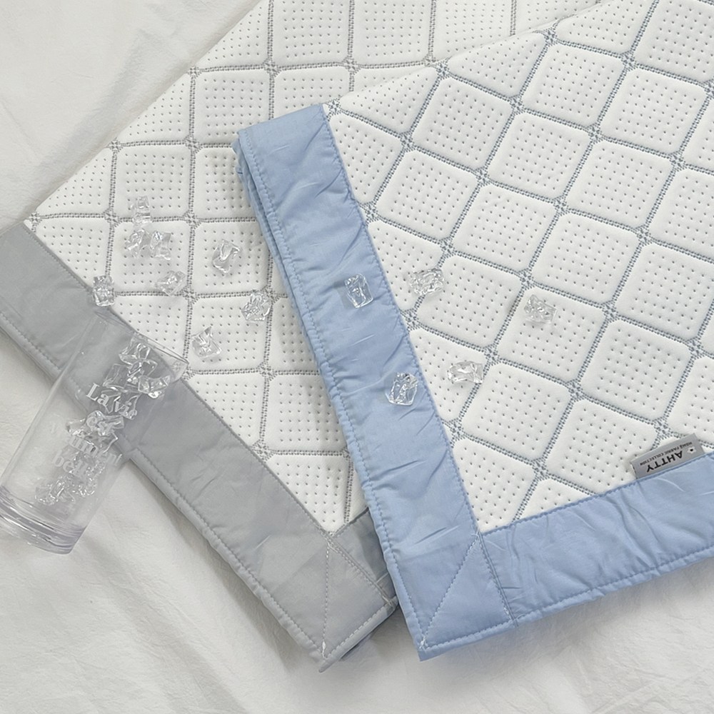 아이스 듀라론 쿨매트 냉감 쿨링 침대매트 침대패드 밴딩 패드시원한 에어컨매트 선풍기매트 2color 96,000원