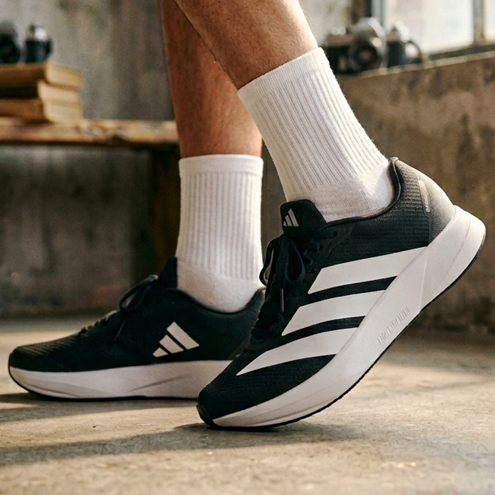 아디다스 런닝화 헬스 러닝 트레이닝 남녀공용 운동화 러닝화 (PO짐쌕 지급) 48,900원