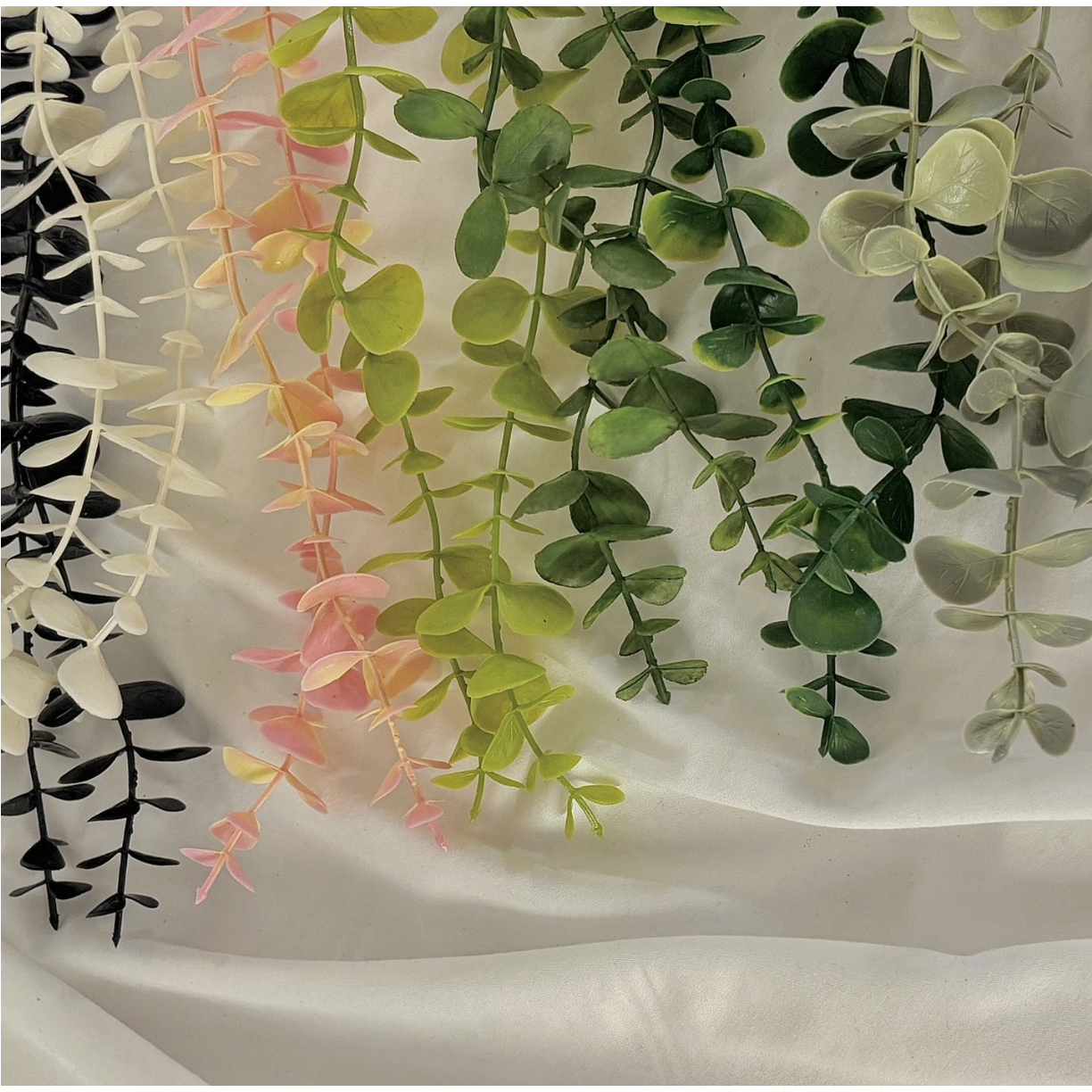 뉴넝쿨나뭇잎4종 파충류 도마뱀 소동물 인조나뭇잎 장식 5,500원