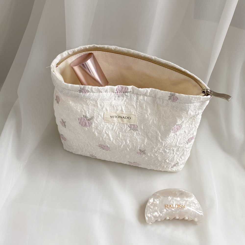 에브리테일 대형 장미꽃 자수 플라워 대용량 화장품 파우치 12,500원