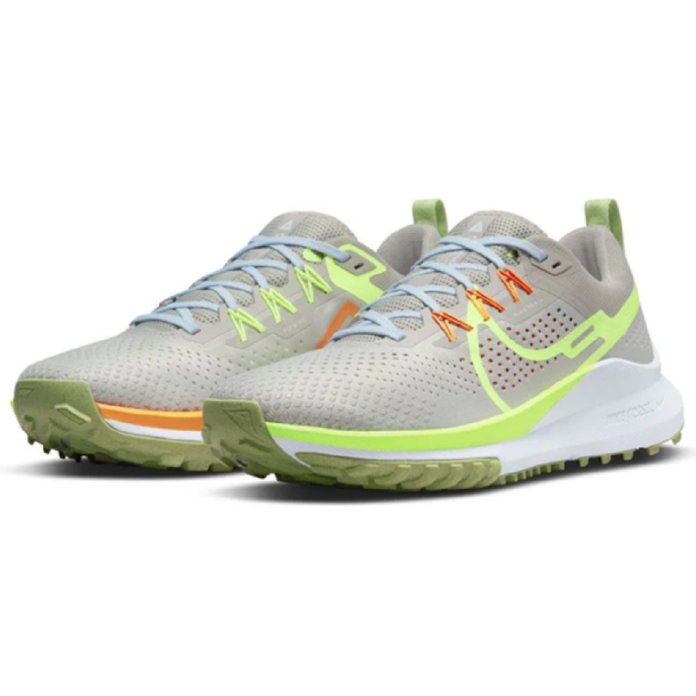 [국내매장 정품] 나이키 리액트 페가수스 트레일 4 런닝화 운동화 트레일화 135,000원