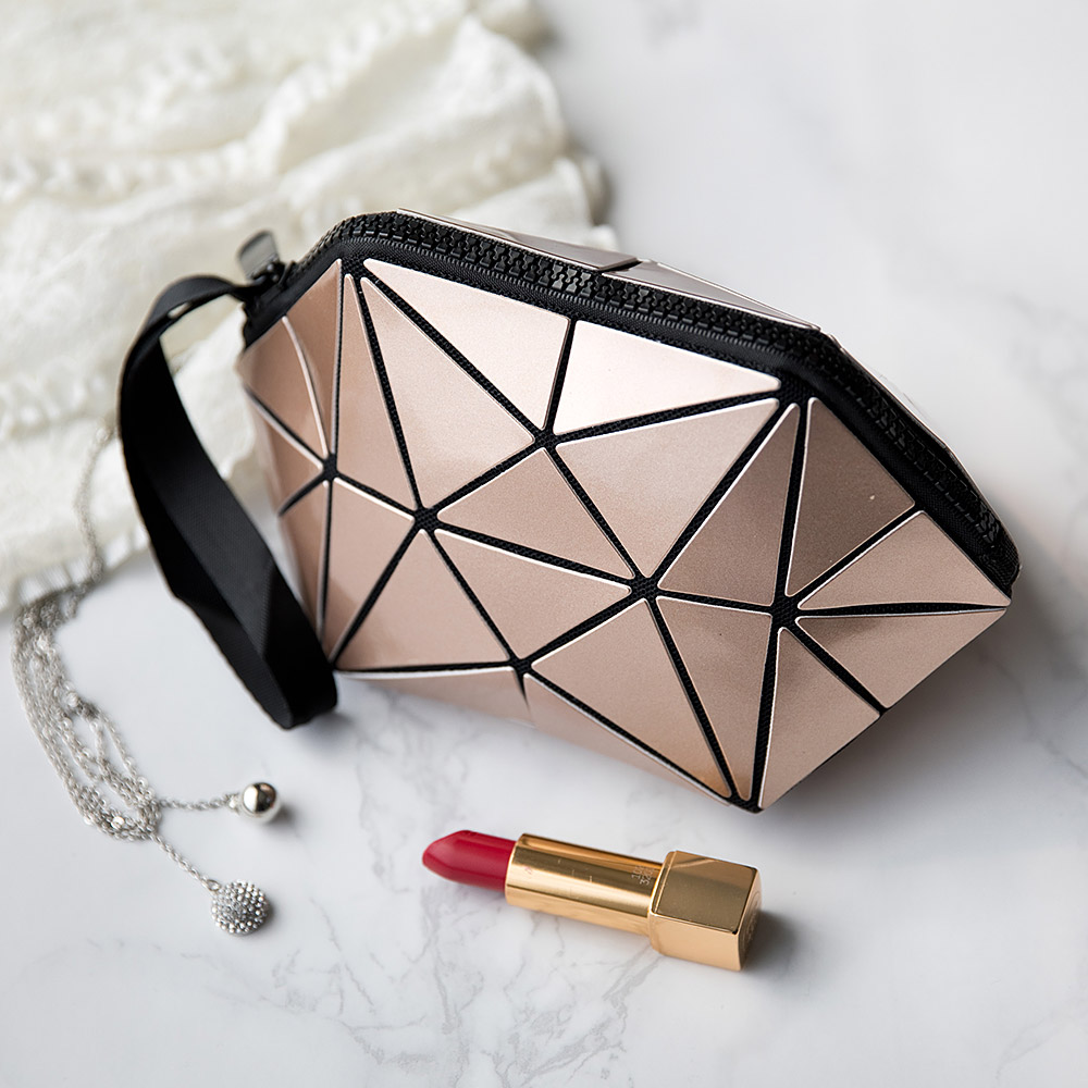 끄레앙 큐브 펄 화장품 파우치 1510 7,920원