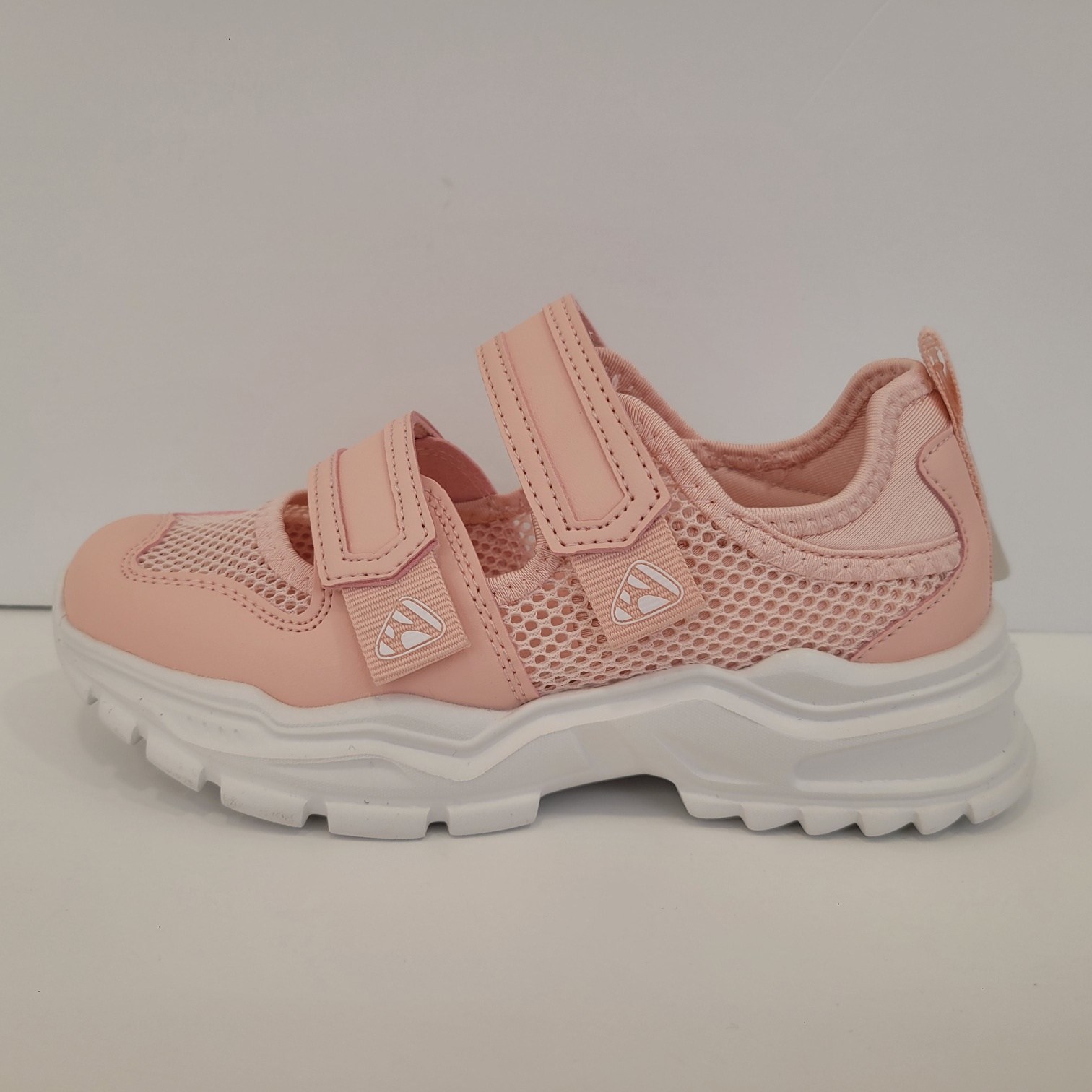 프로월드컵 (PWX) 제인 스니커즈 아동용 샌들 운동화 매우가볍고 미끄럼방지 쿠션좋은 신고벗기 편한 찍찍이 타입의 세련된 디자인의 스니커즈 샌들 운동화. 49,000원