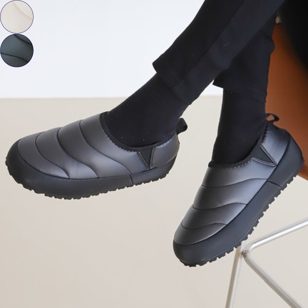 SIZN 블랙 아이보리 남여공용 겨울용 따뜻한 털샌들 미끄럼방지 안전한 털신발 남자 여자 털안감 방한신발 44,100원