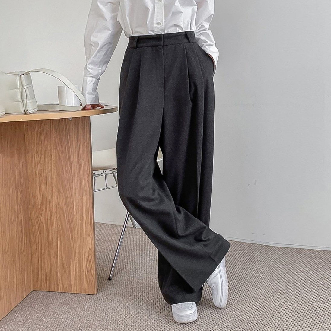 그레힙 여성 기모 와이드 팬츠 투핀턱 통 바지 겨울 슬랙스 48,900원