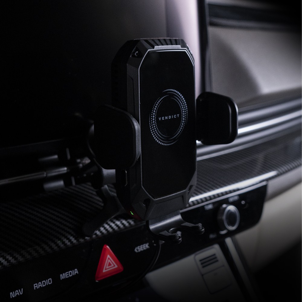 벤딕트 차량용 핸드폰 무선 충전 거치대 냉각 이지스쿨 51,200원