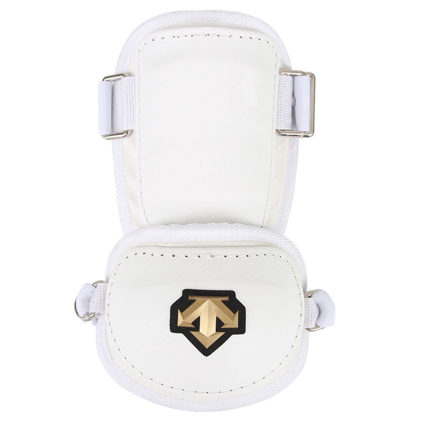 데상트 베이스볼 암가드 SM421WEQN0 WHT0 화이트 69,000원