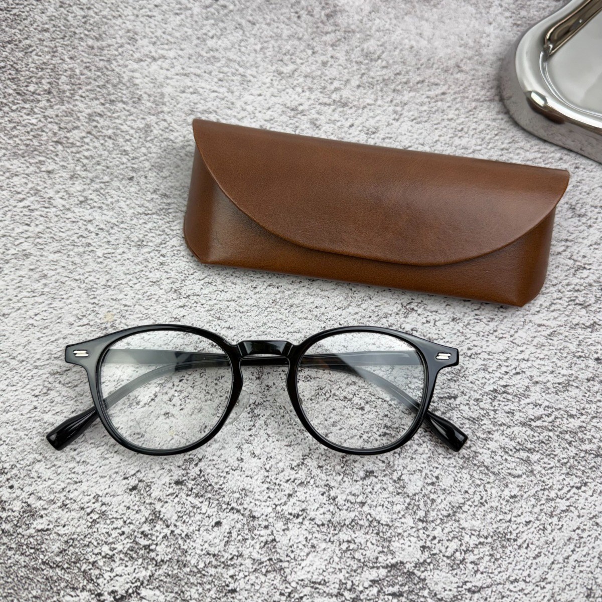 LUMI 패션 가벼운 뿔테 블루라이트 차단 안경 동글이 남자 여자 안경테 13,500원