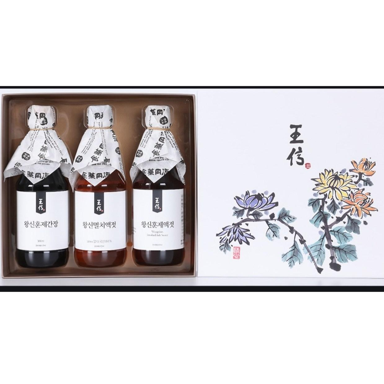 왕신국화세트(왕신멸치액젓 300ml+왕신훈제액젓 300ml+왕신훈제간장300ml), 1개 86,210원