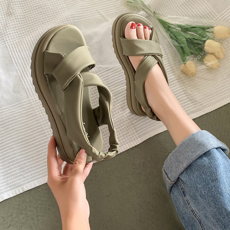 키높이 발 편한 통굽 여름 샌들 20,680원