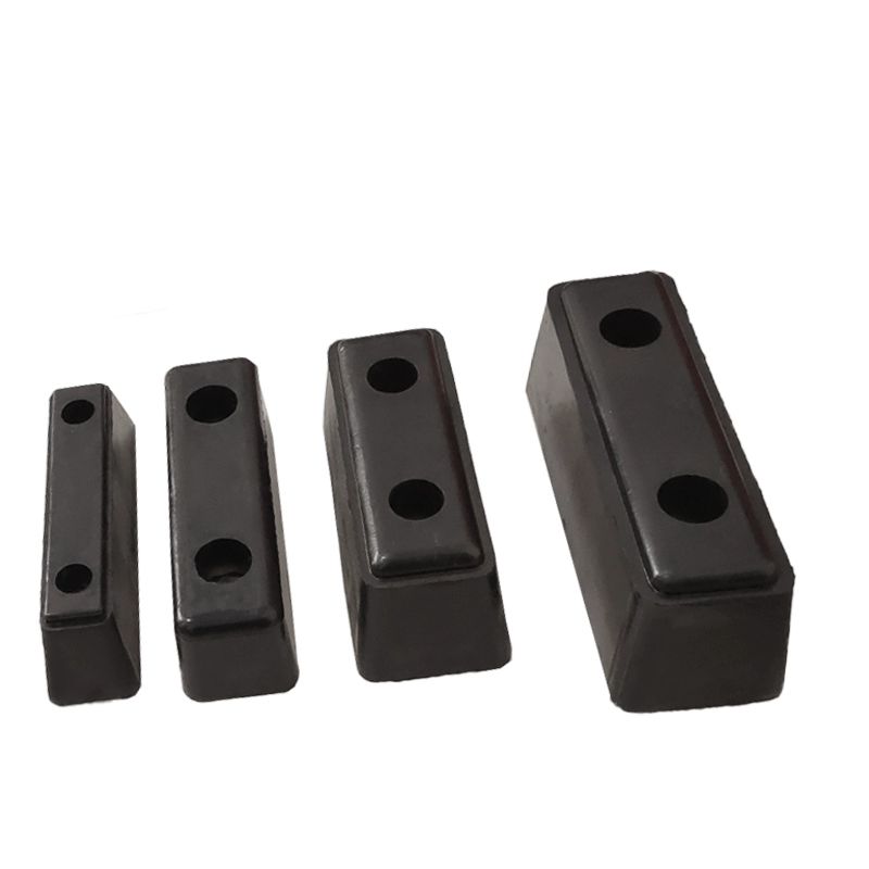 화물차 충격방지 고무 트럭 충격 바닥 가드 빗물 범퍼 마모 충돌방지 매트 10,900원