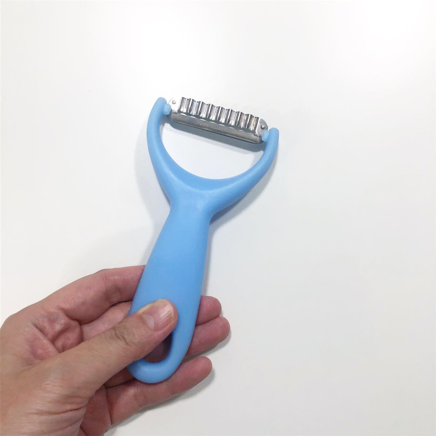 태국 쏨땀 채칼 키위칼 / 우엉채칼 연근필러  (독일 행주 사은품 증정) 9,900원