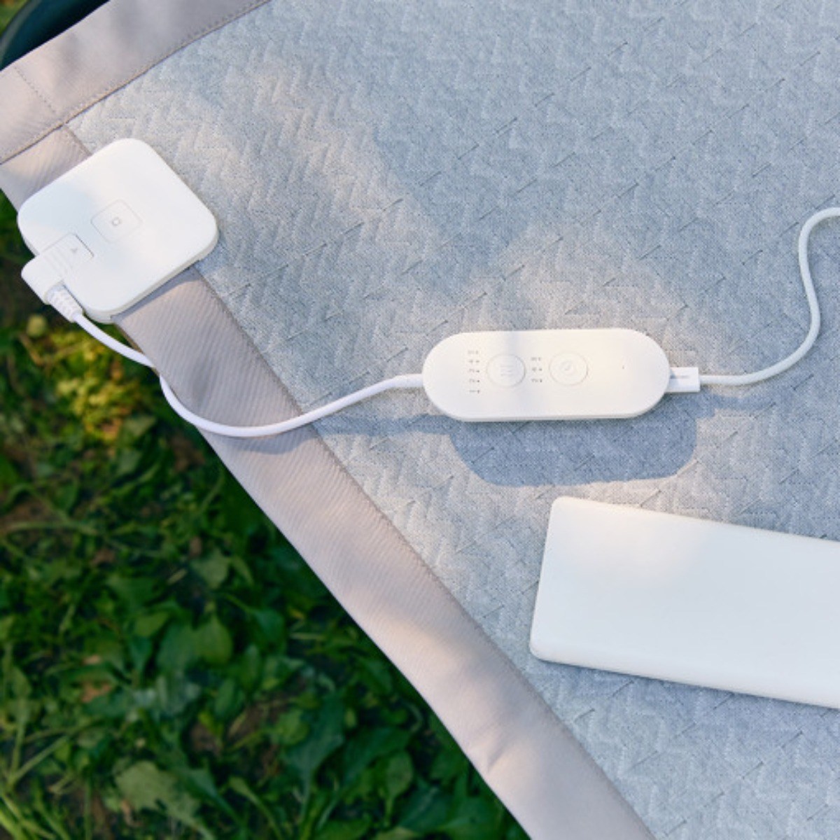 [10%할인] NEW 닥터스 초격차 하이브리드 은사 패드+SKY정품충전기(65W) PD충전 보조배터리 겸용 Only 1mm 슬림 캠핑 해외 여행 탄소 탄소사 매트 139,500원