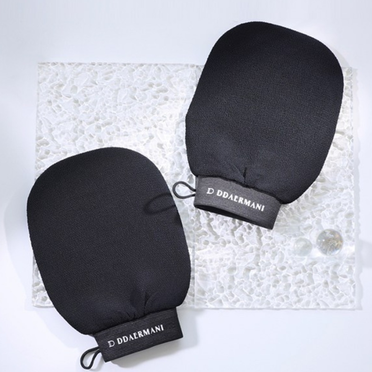 [인포벨 홈쇼핑]저자극 명품 때밀이 때르마니 때장갑 부모님 어르신 목욕 각질 등 전신 샤워 때타올, 검정색, 5개 29,900원