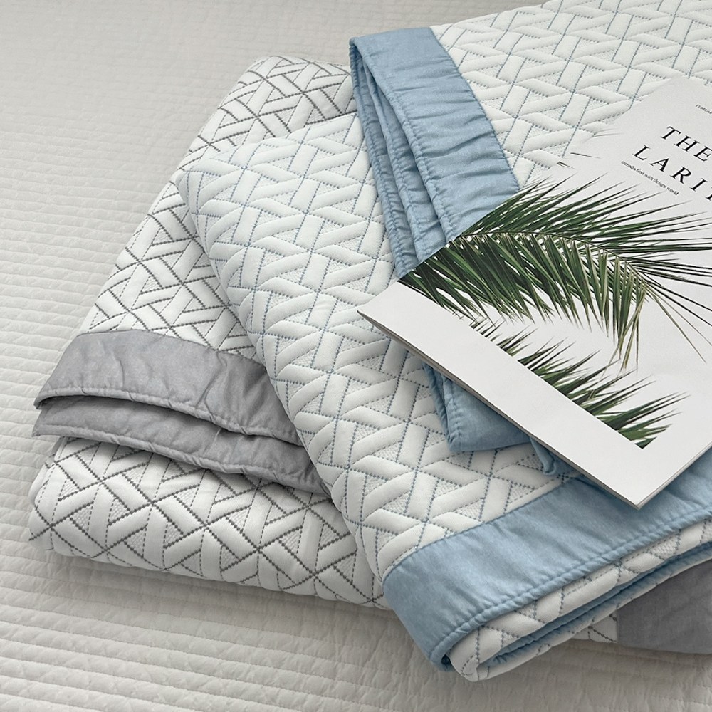 로그 아이스 듀라론 쿨매트 냉감 쿨링 침대매트 침대패드 밴딩 패드시원한 에어컨매트 선풍기매트 2color 109,000원