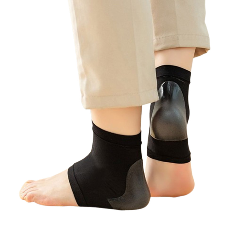 서비마켓 실리콘 뒷꿈치 패드 풋패드 각질 보습 뒤꿈치 관리 블랙(6켤레) 29,800원