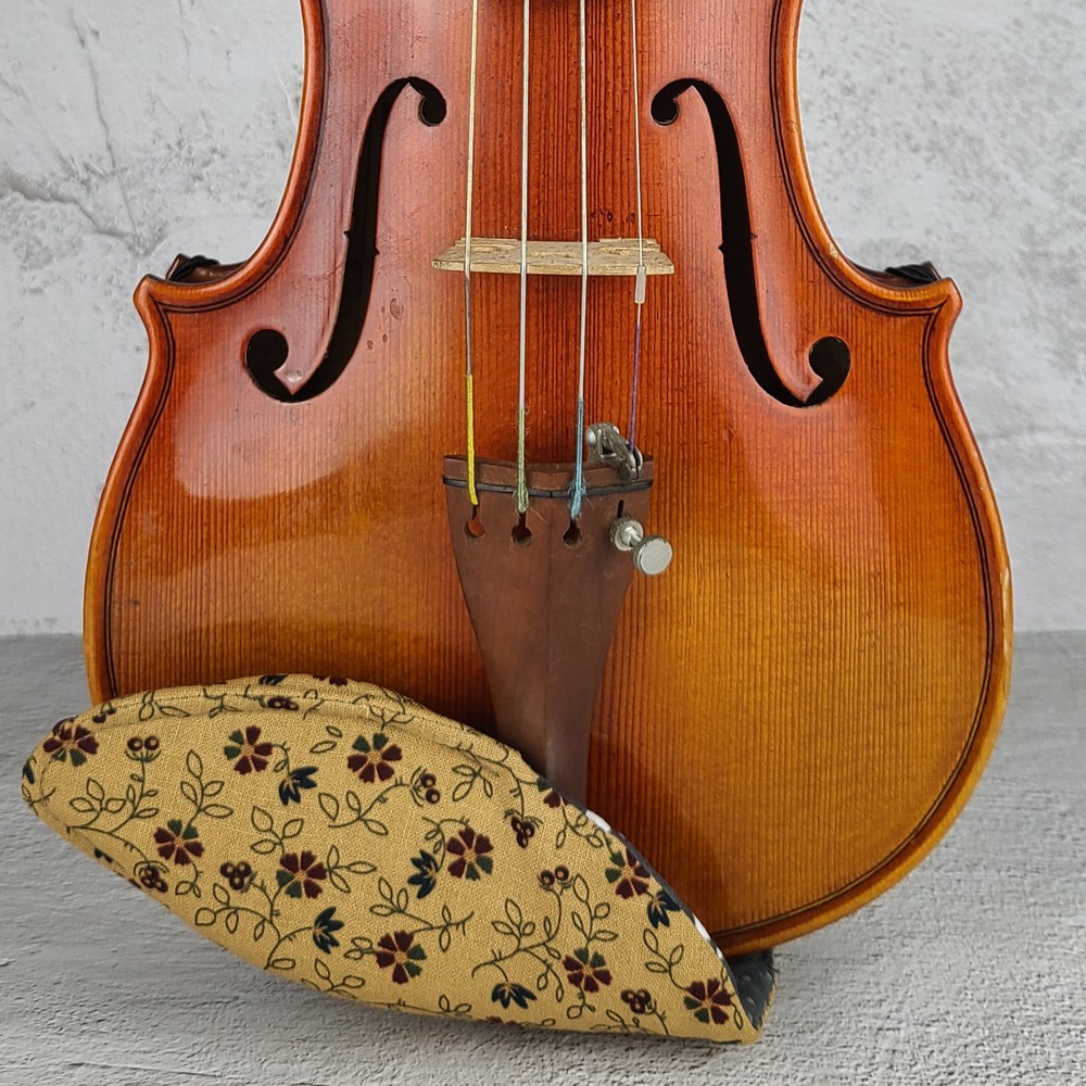 트리센트 어린이 바이올린 턱받침 커버 핸드메이드 패드 학원 레슨 연습용 초보 기초 배우기, 1개, 어린이 Bno16 12,900원