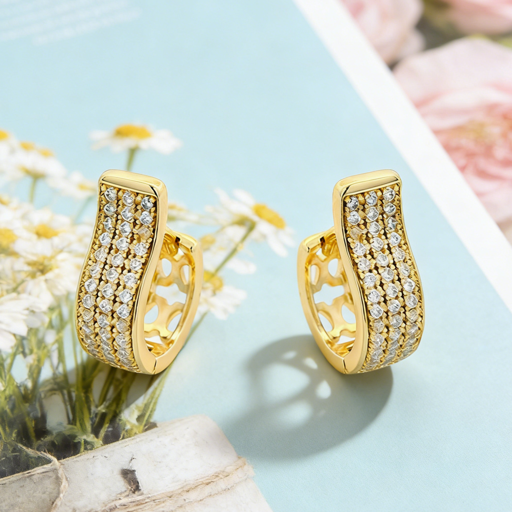 Swerr 18k 금 귀걸이 GRA 인증 다이아몬드 수입 다이아몬드 세팅 모티브 인공 다이아몬드 귀걸이 도금clx-sp06 59,800원