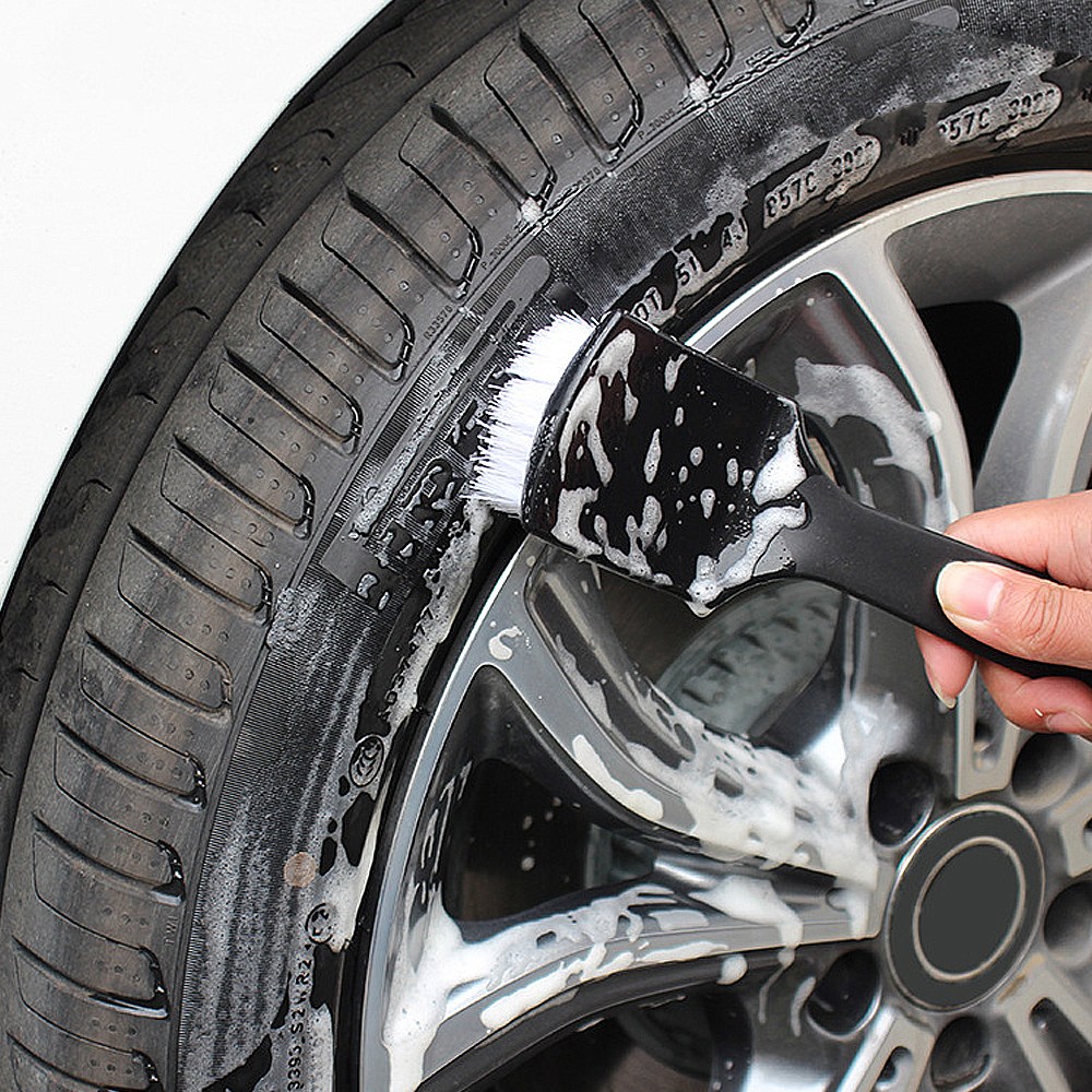 자동차 타이어 브러쉬 (세차솔 고탄성나이론 이물질제거 오염물제거) 6,300원