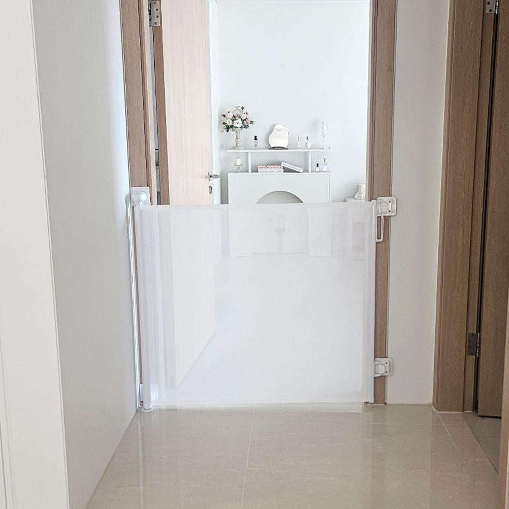 라비베베 스마트 스크린 아기 안전문 유아 울타리 어린이펜스 접이식 안전문(140cm/180cm/300cm) 69,900원