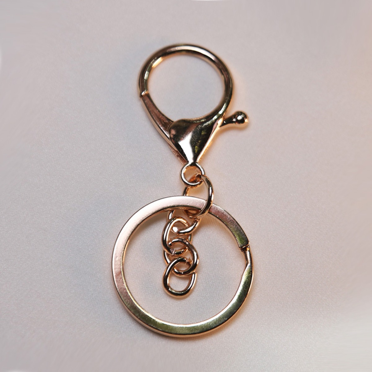 LYRHIX,대용량열쇠키링고리부자재,35개키링,키링고리,열쇠고리,키링부자재,열쇠고리부자재,열쇠고리링,크리스마스 키링, 1세트, 골드(35개) 13,990원