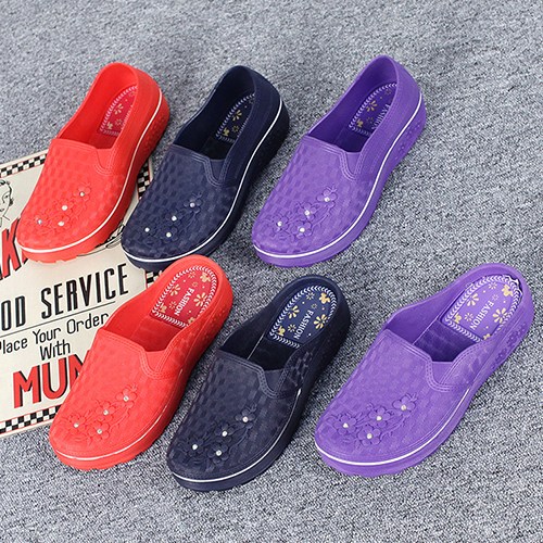 준디자인 여성 방수 미끄럼방지 작업화 주방 안전화 위생 장화 주방화 안전 방수화 주방용 위생화 식당 슬리퍼 조리 신발 여자 일장화 9,990원