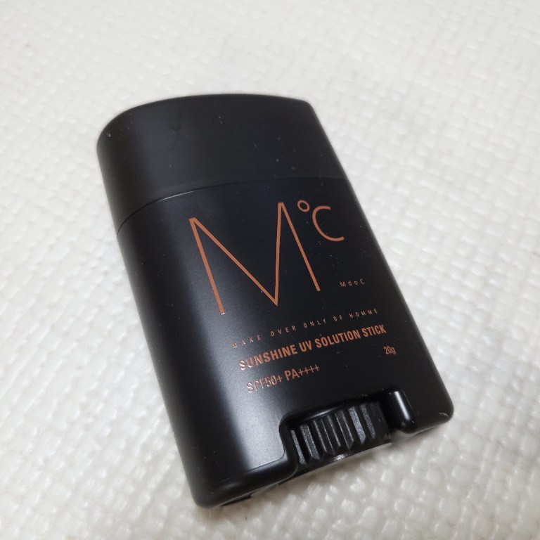 엠도씨 선샤인 유브이 솔루션 스틱 SPF50+ PA++++ 65,500원