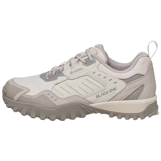 블랙야크 남여공용 고어텍스 방수 신발 트레킹화 발편한 등산화 운동화 요크셔 더퍼스트 GTX ABYSHX4928 134,500원