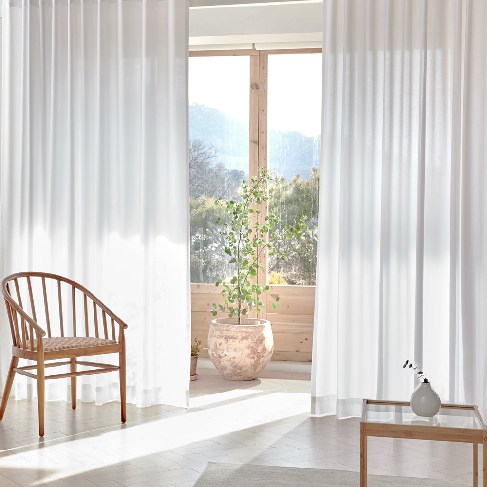 크리미 쉬폰 민자 핀형 거실 커튼 2개 + 커튼레일 + 마그네틱 나비 커튼끈 92,610원