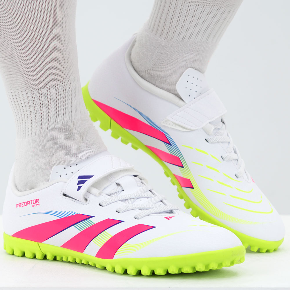 아디다스 아동 풋살화 어린이 탈부착 스트랩 고무줄 끈 TF 스터드화 축구 신발 터프화 29,800원