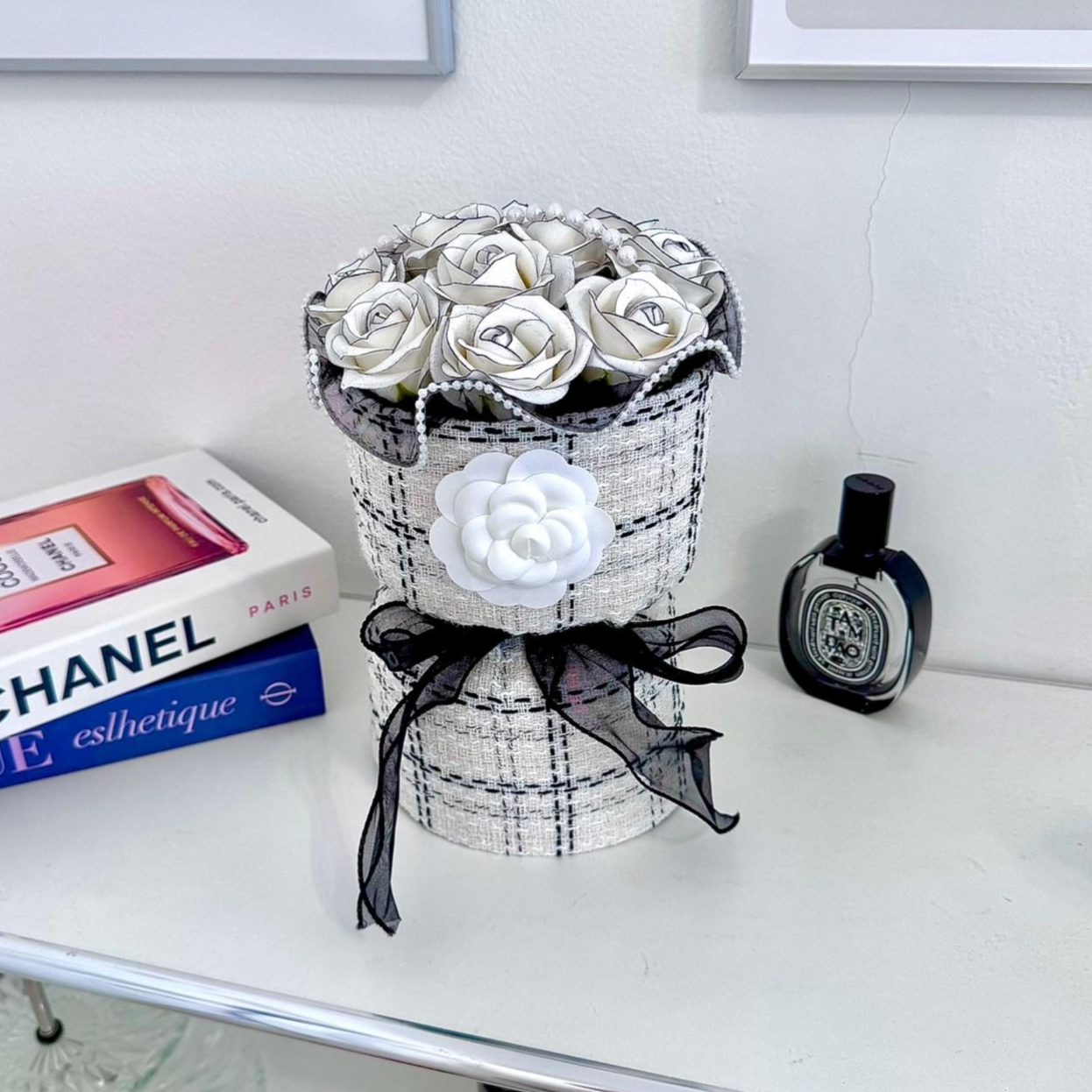 프렌치로즈 명품스타일 트위드 꽃다발 기념일선물 19,700원