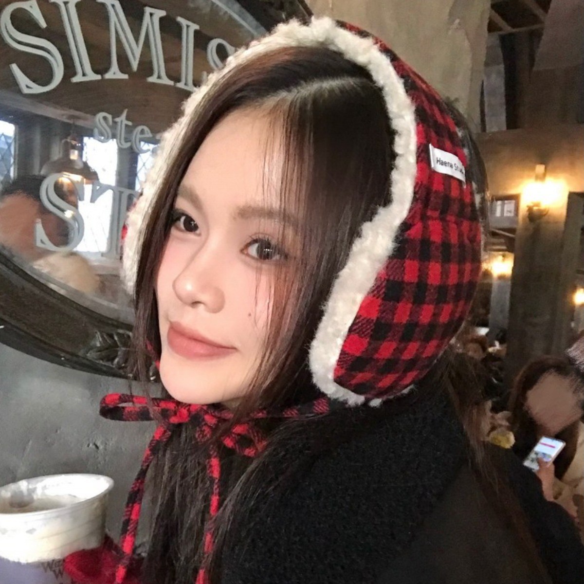 여성용 귀도리 귀 보호 귀도리 뽀글이 귀도리 겨울 귀도리 체크 귀도리 double in in ACC1406 17,800원