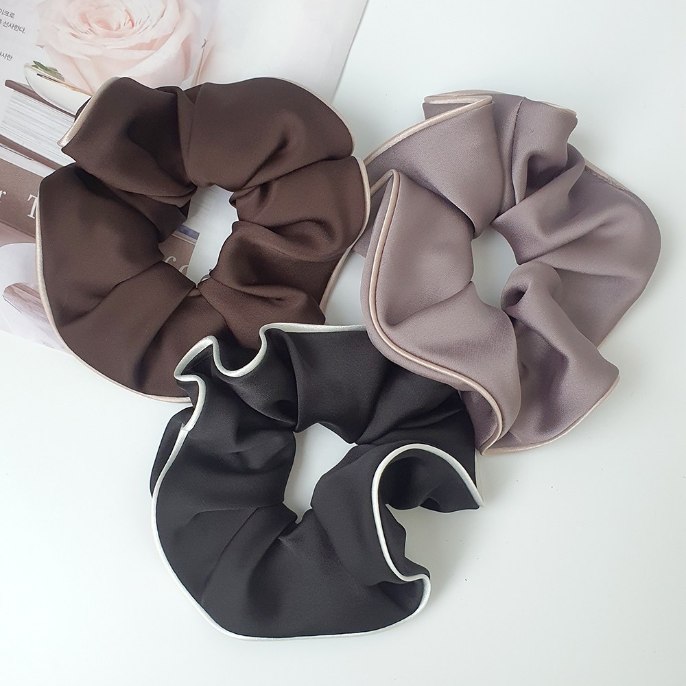 고급 새틴 스크런치 3개 세트 심플 데일리 헤어슈슈 국내제작 곱창밴드 꾸안꾸 곱창머리끈 출근룩 10,350원