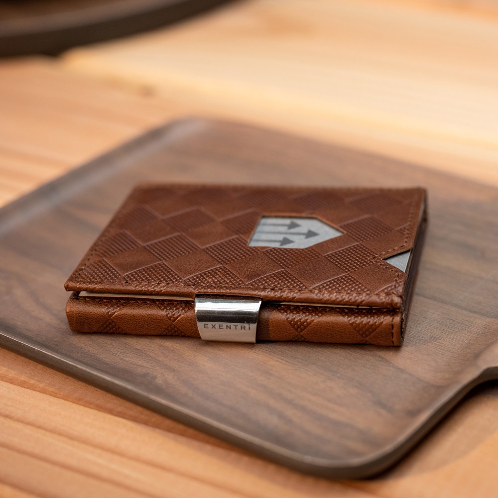 익센트리 체스 카드지갑 156,000원