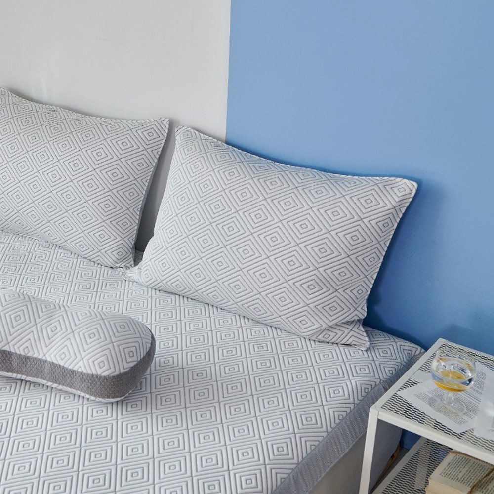 다이아 아이스 듀라론 쿨매트 냉감 밴딩 침대매트 침대패드 시원한 에어컨매트 선풍기매트 2color 99,000원