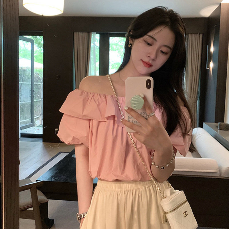 피어니스트 템페라먼트 오프숄더 러플 블라우스 22,600원