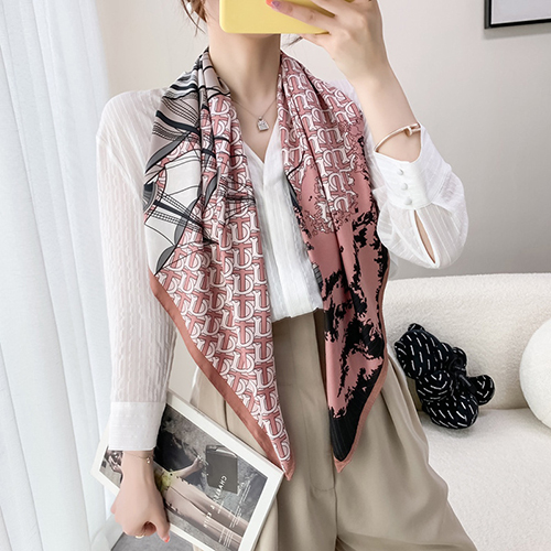 소울린느 명품디자인 빅사이즈 실크소재 스카프 (11종류) 13,800원