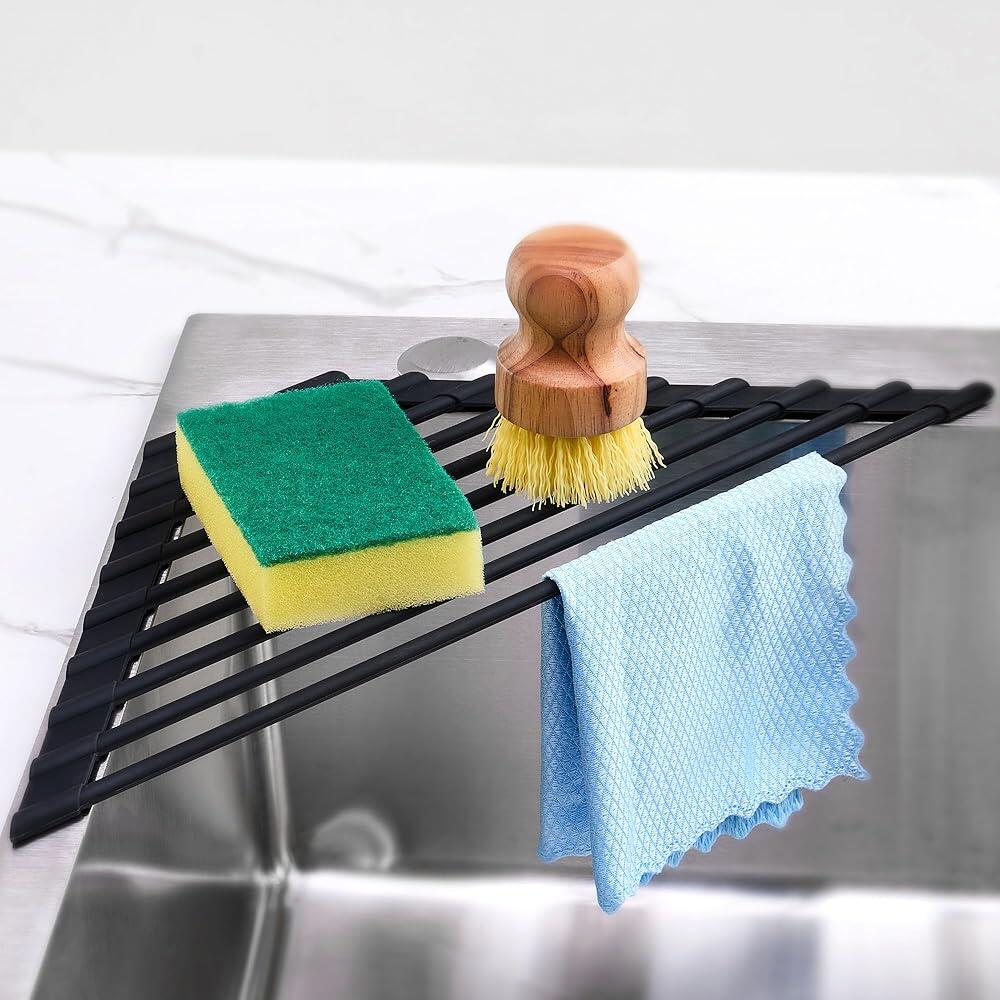 Tilirex 삼각형 롤업 접시 건조대, 전체 실리콘 랩, 접이식 녹 방지 및 미끄럼 정리함, 주방 싱크대 모서리 상단용, 1팩, 블랙 11st_amz 176780 808795 29,400원