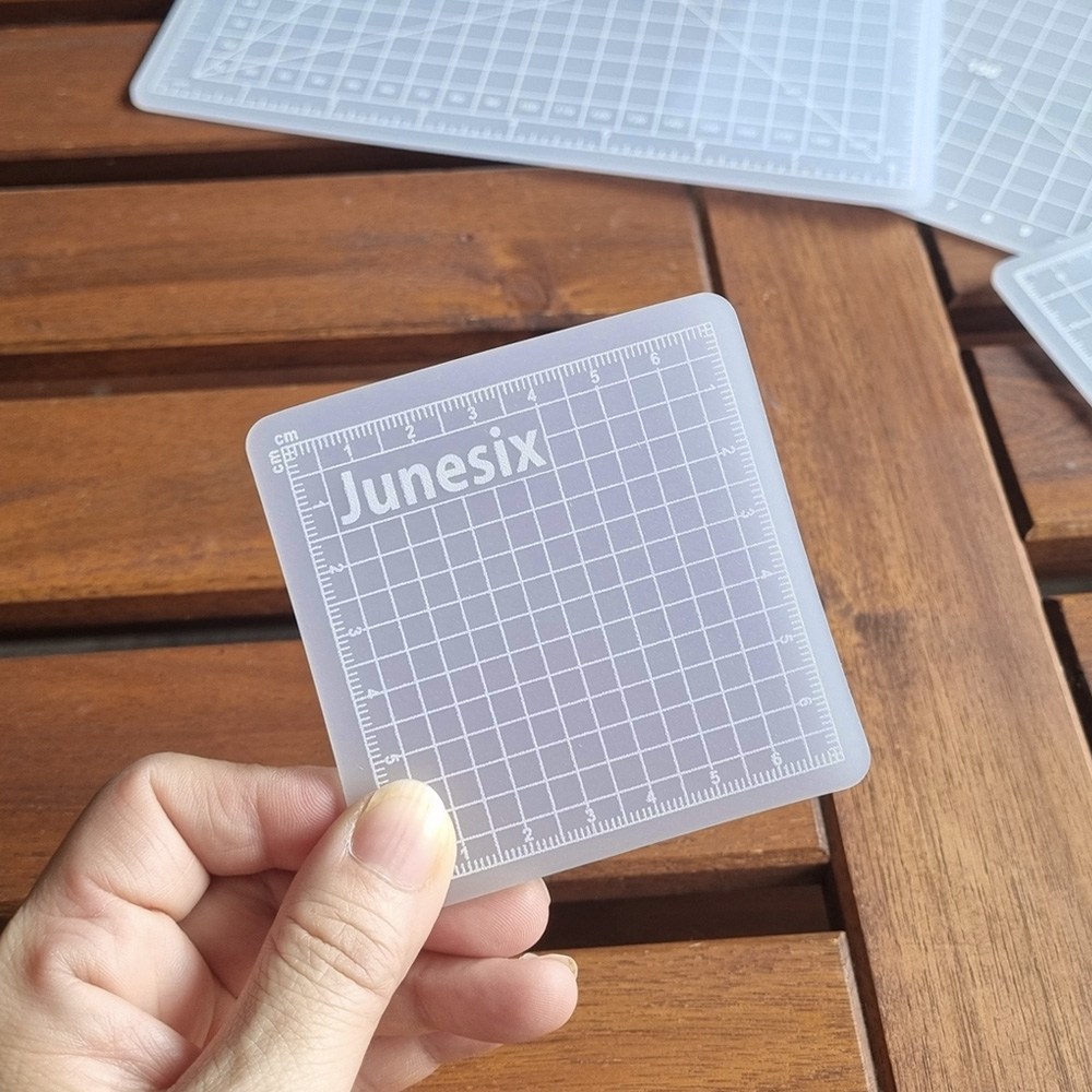 더이안 커팅매트 반투명 미니 소형 눈금자 휴대용 칼판 다꾸 컷팅 패드 1,200원