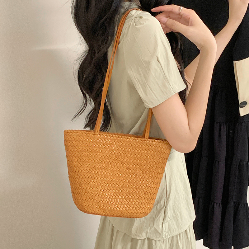 D.I.O 최고급 명품급 천연소가죽 숄더백 25년 신상 명품스타일 토트백 229,000원