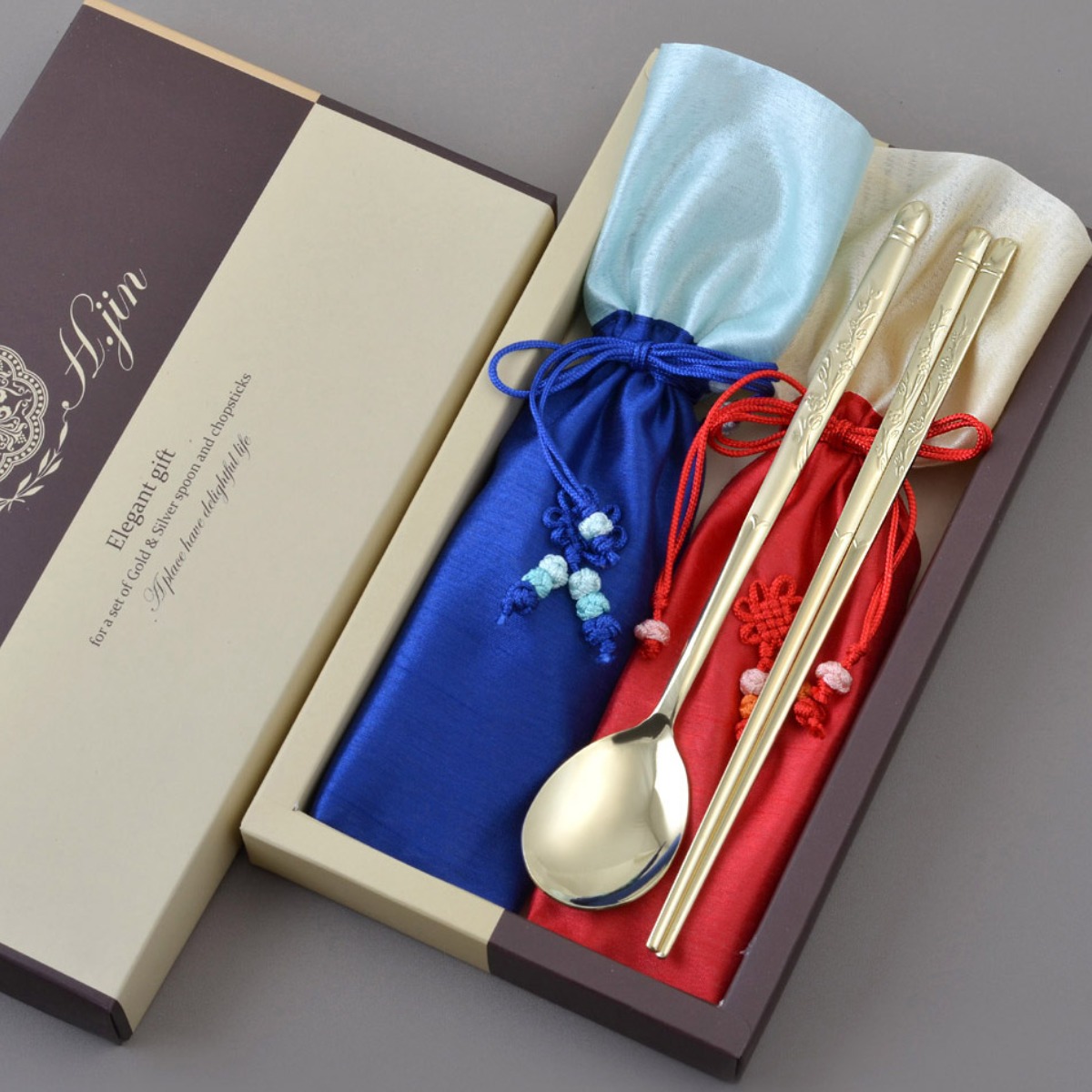 현진 모던 단아매화 티타늄수저(A/B스타일)2인+포장+쇼핑백/ 웨딩답례품 고급답례품 고급기념품 고급판촉물, 1개 29,000원